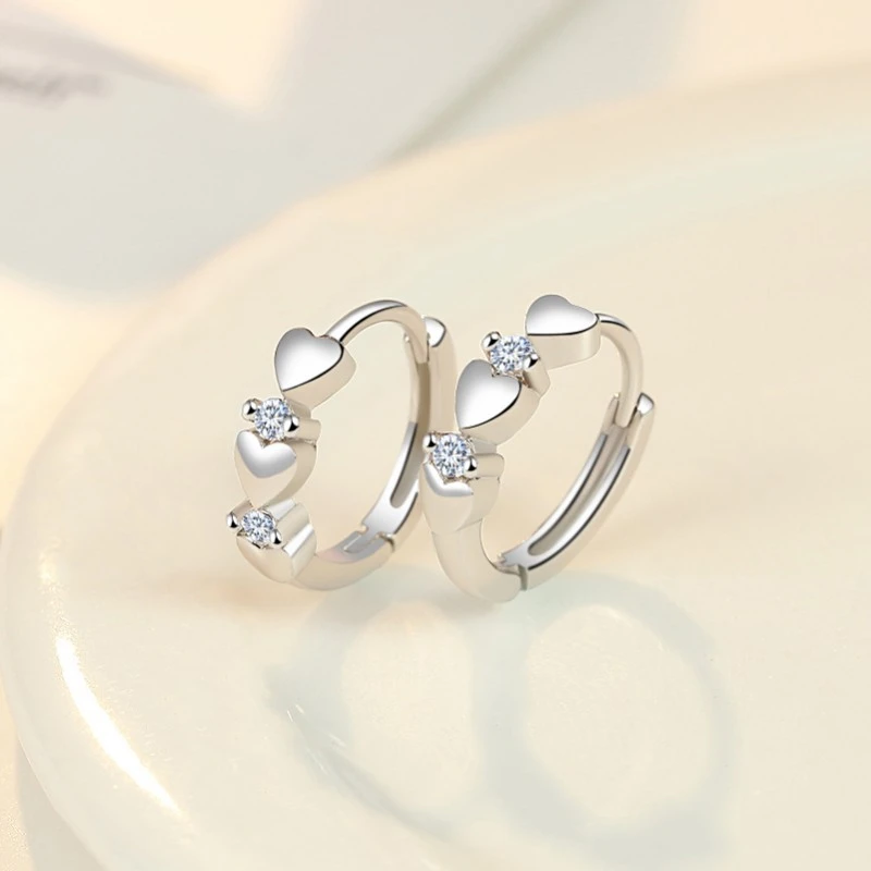 Personalized heart-shaped zircon earrings