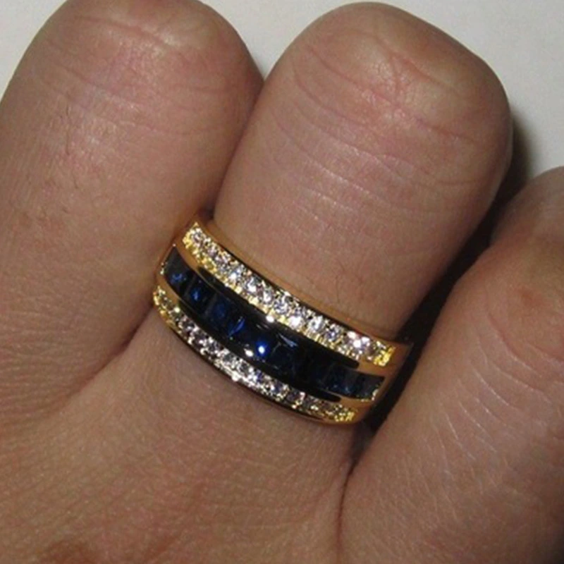 T&J 18k Gold Zirconia Sapphire Ring