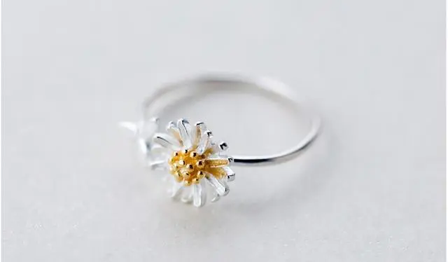 Daisy Women's Wreath Adjustable Wedding Ring Fashion Small Fresh Pastoral Ring