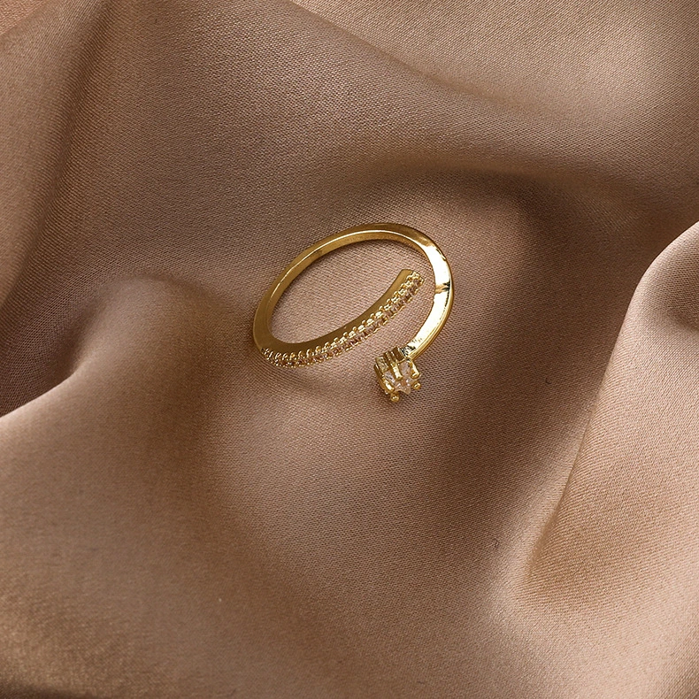 Small Simple Fashion Sense sStar Zircon Ring