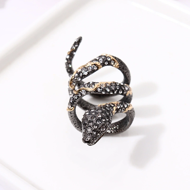 Ab European And American Ghost Designer Snake-Shaped Ring Joint Ring Ancient Fashion People Ring Simple Personality