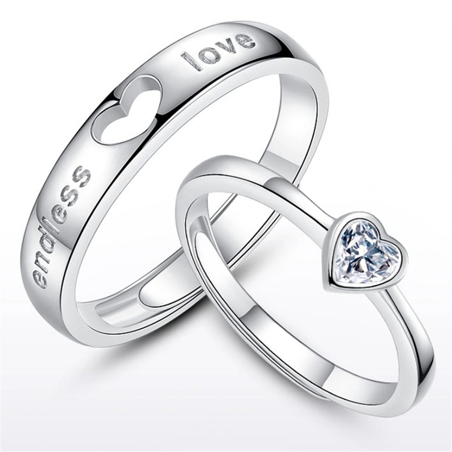 Japanese And Korean Men And Women'S Heart To Heart Love For The Ring