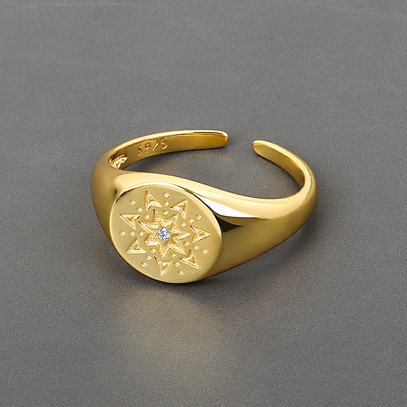 European And American Frosty Wind Diamond Compass Ring