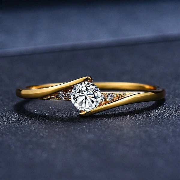 European And American Alloy Gold Round Engagement Ring