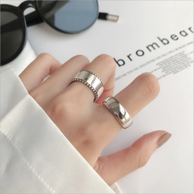 Fashionable Simple Fashion Bold Thickening Glossy Ring