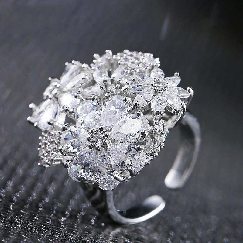 Luxury Atmosphere Flower-shaped Ladies Inlaid AAA Zircon Ring