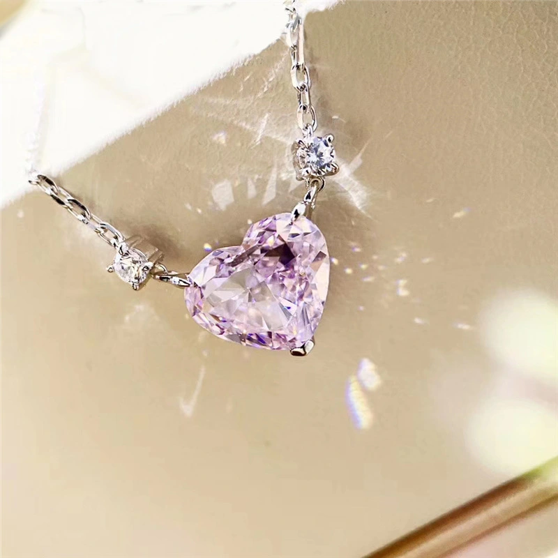 Temperament All Match High Carbon Diamond Pendant