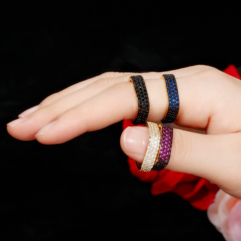 Personalized Square Micro-inlaid Zircon Ring With Diamonds