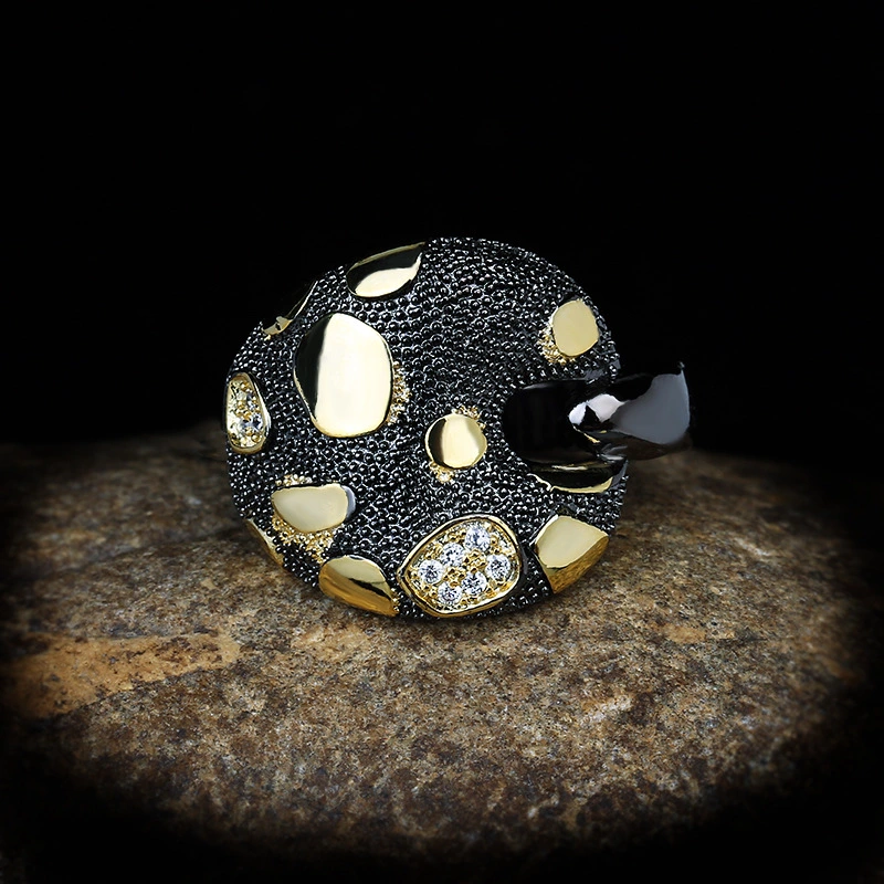 Exaggerated Personality Popular Gold Black Ring