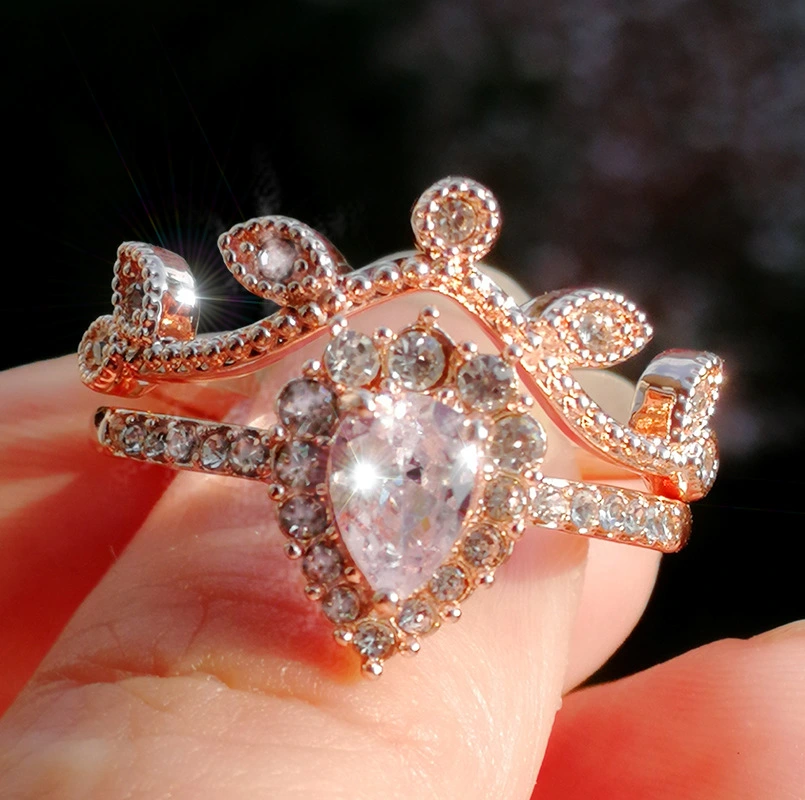 Boutique Diamond Set Ring Fashion Golden Drop-shaped Crown