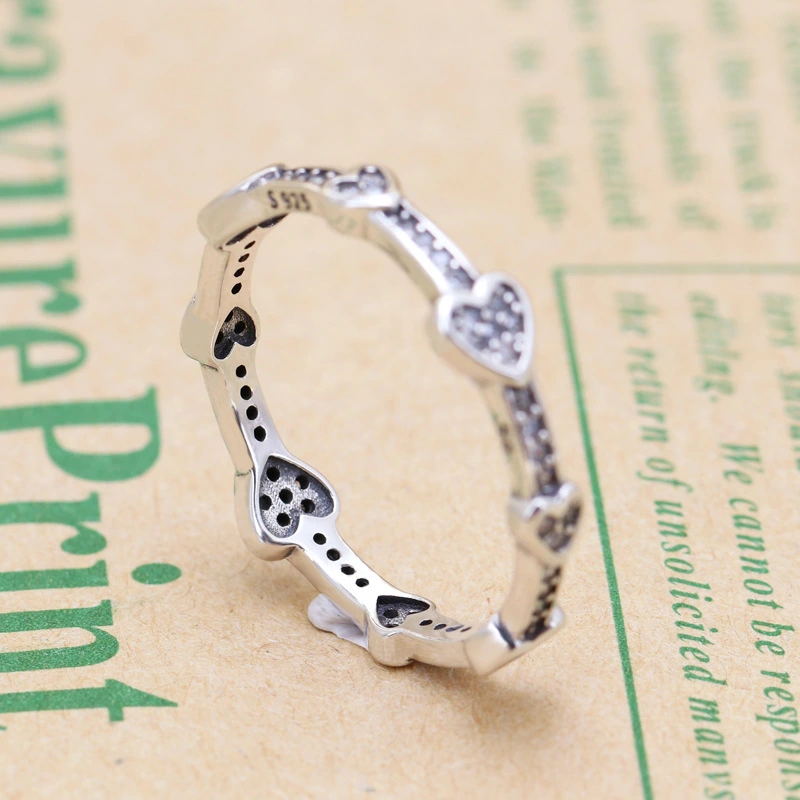 Cupronickel Silver-plated Attractive Heart Ring European And American Creative Diamonds