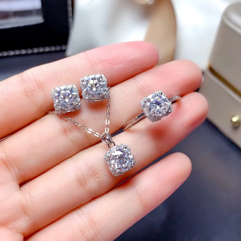 New Moissan Diamond Set Women's Ring Pendant Earrings