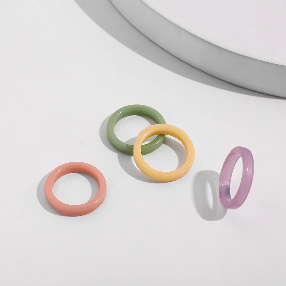Fashion Simple Women's Acrylic Ring Set