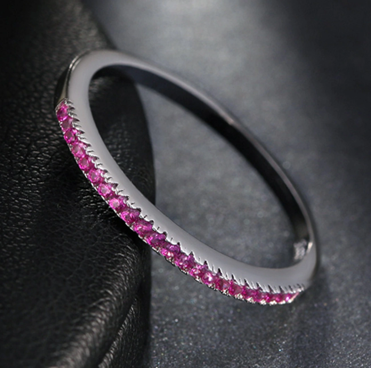 Single row diamond ring