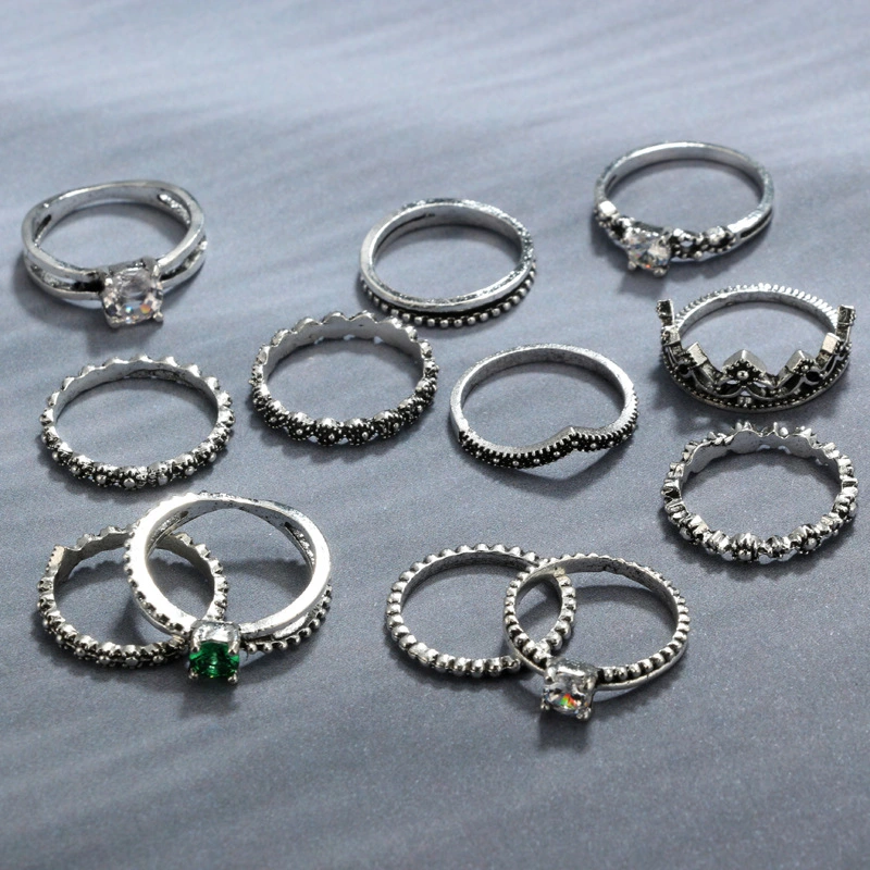 European and American Emerald Crown Irregular Ring Set
