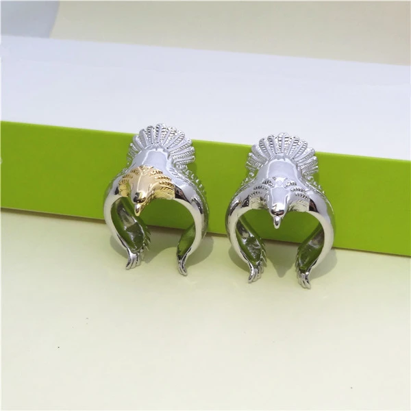 Color Separation Vintage Eagle Wings Ring