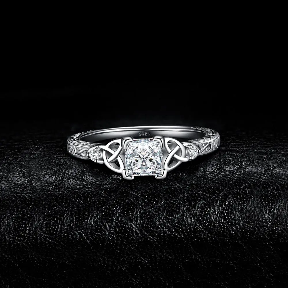 Geometric pattern inlaid square ring