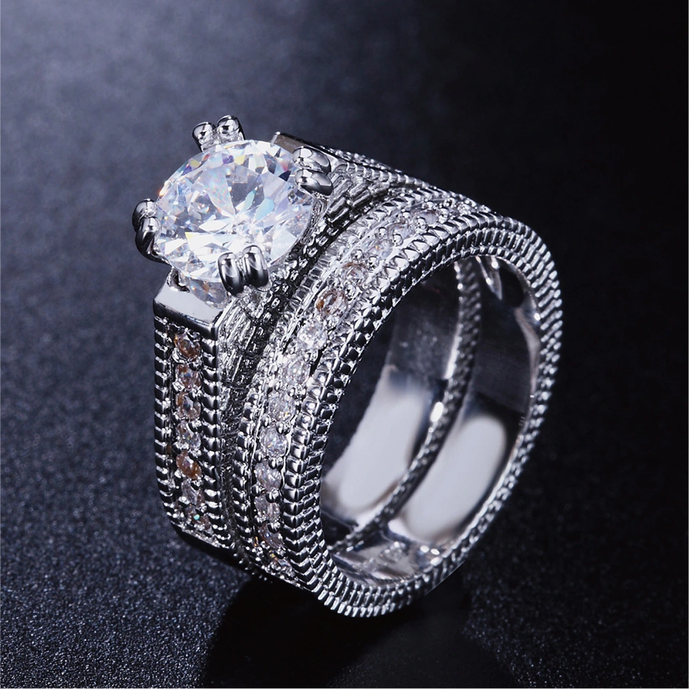 Fashionable Ladies Engagement Ring Set With Zircon Micro-Set Platinum-Plated Ring