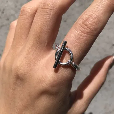 TO buckle minimalist ring