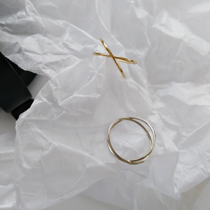 Geometric circular cross ring