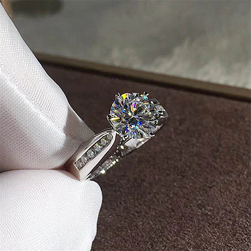 Fashion Six Claw Cubic Zircon Crystal Ring
