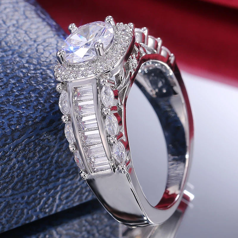 Fashion engagement square ring