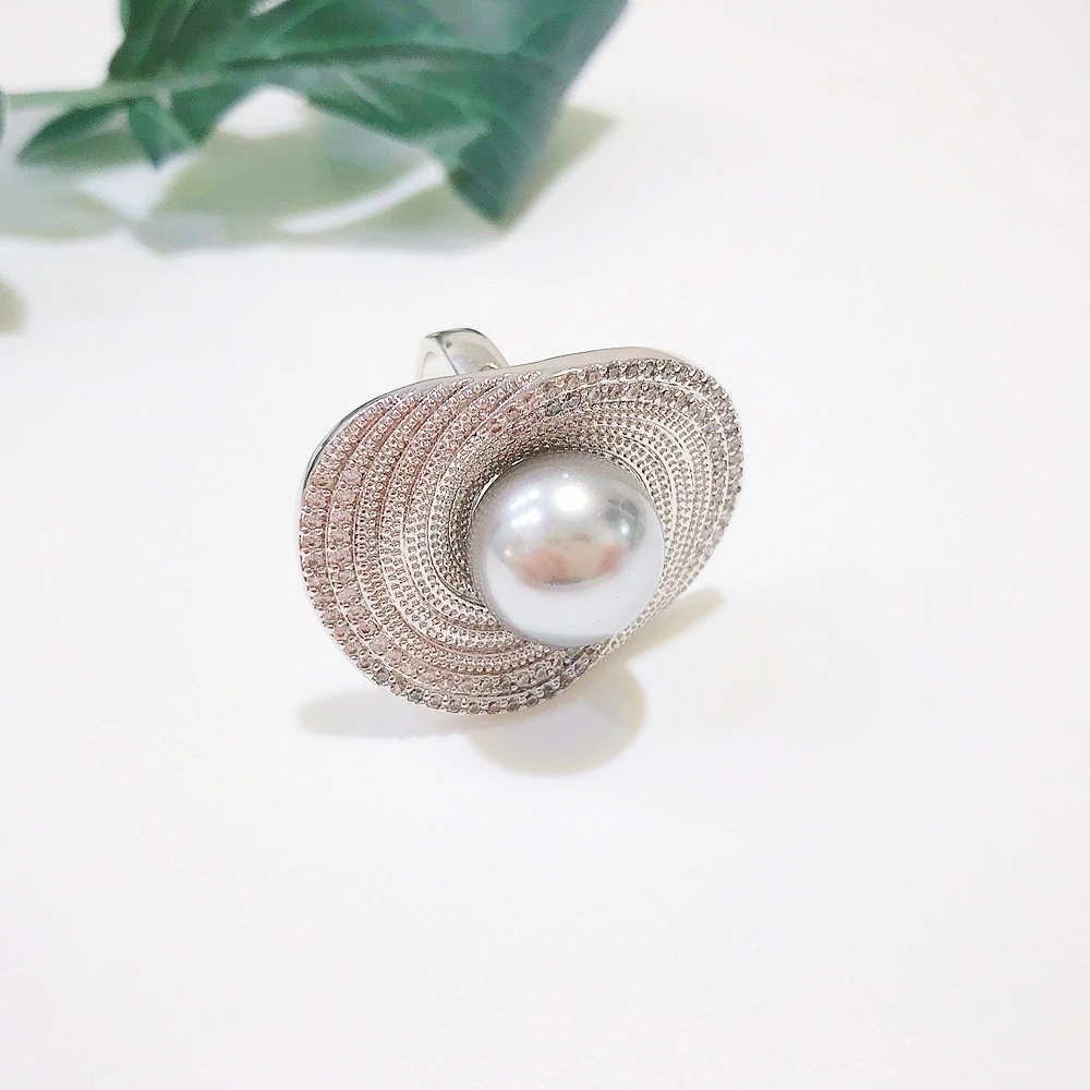 Exaggerated Synthetic Pearl Micro Inlaid Zircon Ring Women