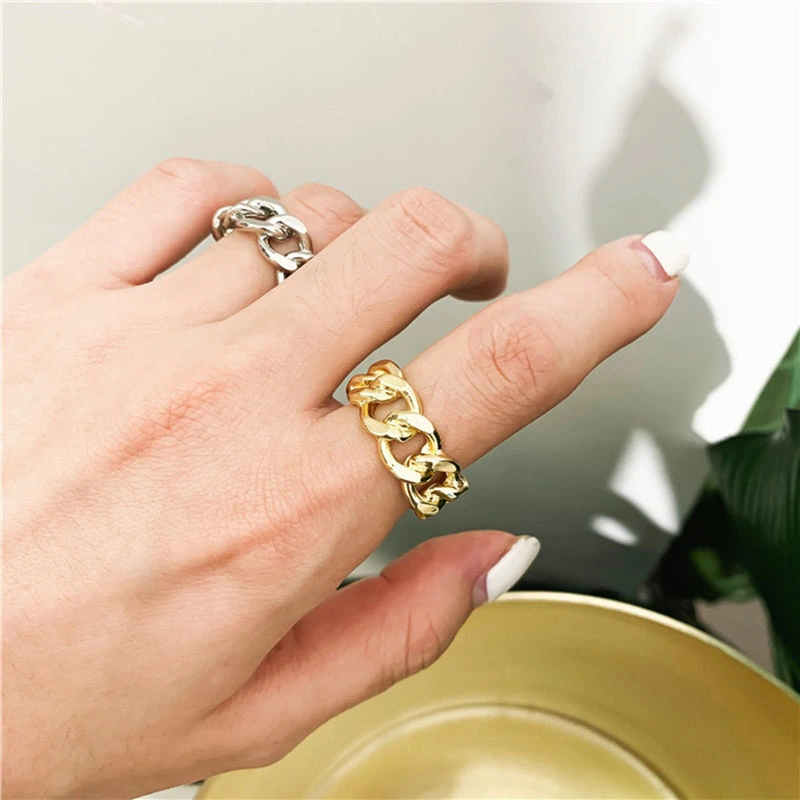 Metal wind retro hollow twist chain ladies ring