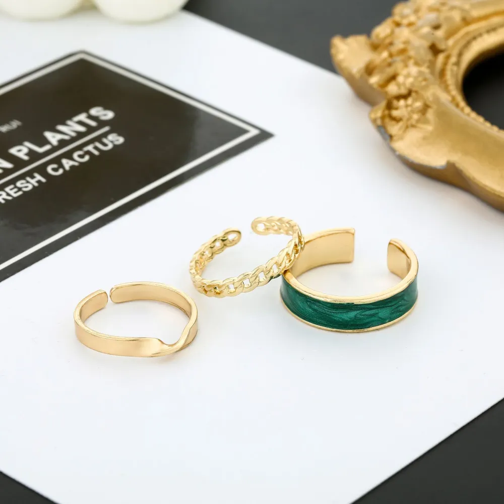Knuckle ring chain buckle tail ring