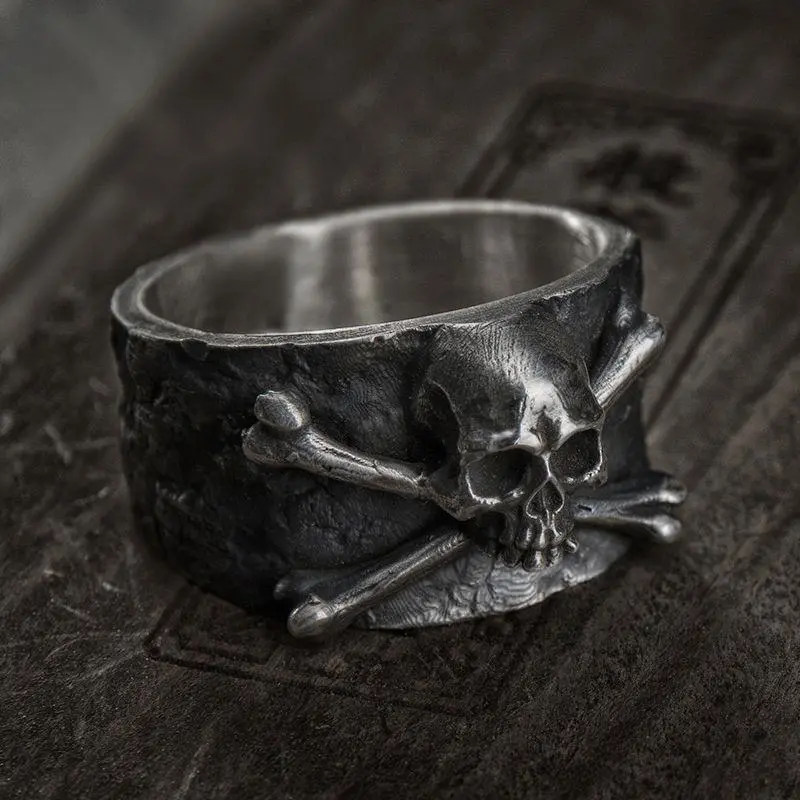 Skull head sterling silver ring