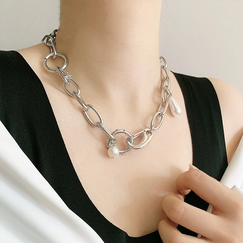 2021 New Pearl Necklace Women''s Clavicle Chain Niche Design