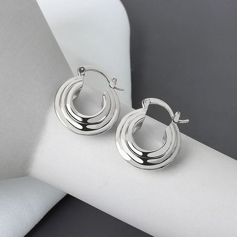 Temperament Fashion Sexy Small Fragrance Earrings