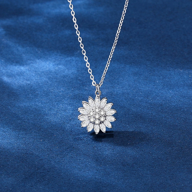 Damira Platinum Gold Sunflower Clavicle Chain Pendant