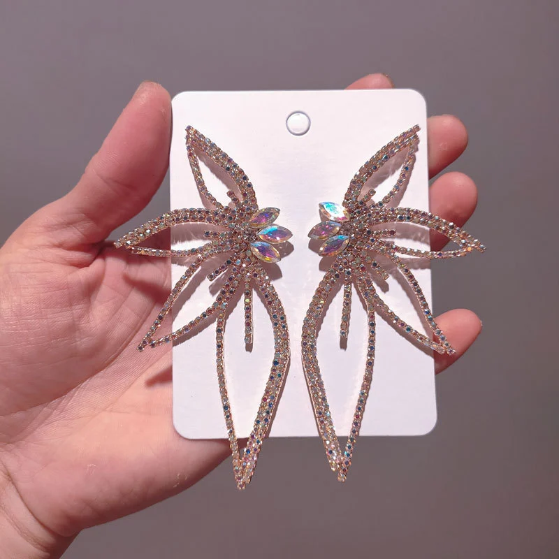 Sparkling Diamond Leaf-shaped Flower Earrings Personalized Earrings