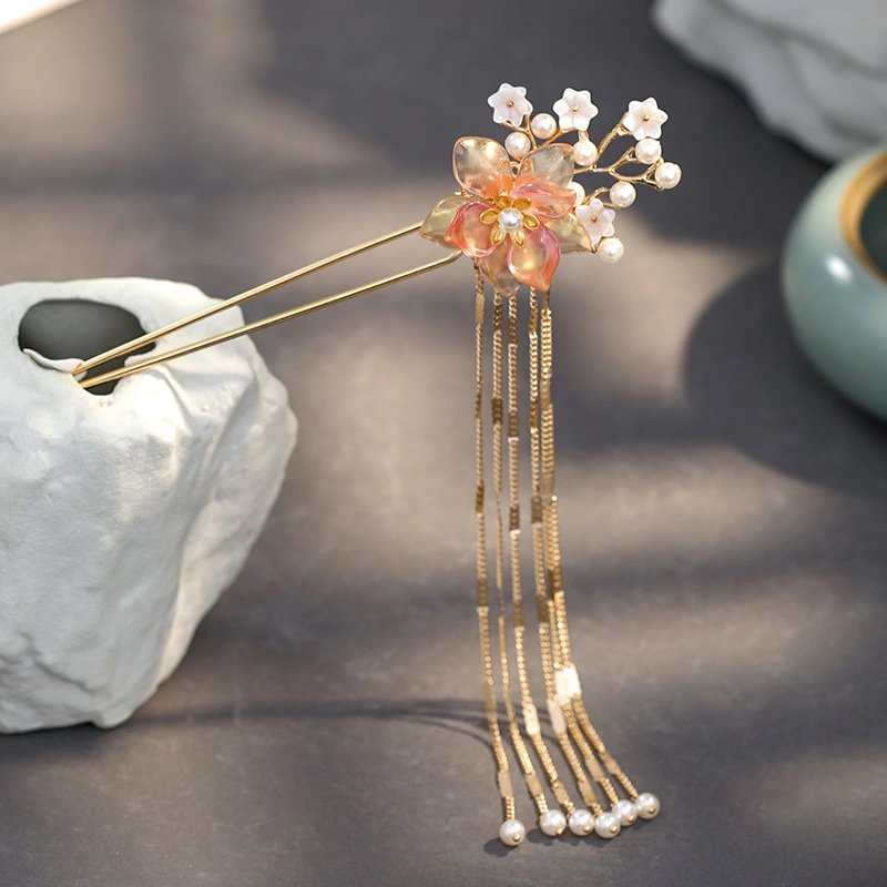 Imitation jade flower tassel hairpin