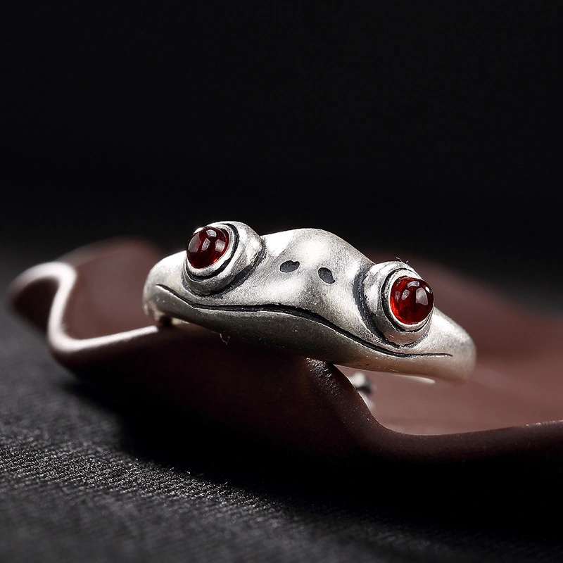 Golden Toad Inlaid Garnet Red Ring