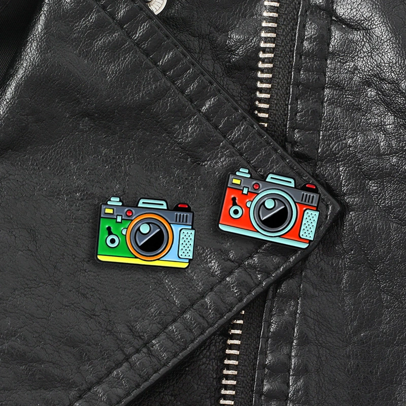 Creative camera dripping oil brooch