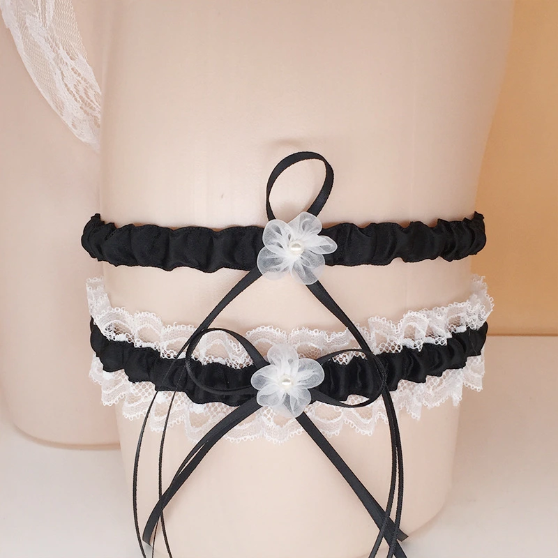 Garter belt with small flowers bow