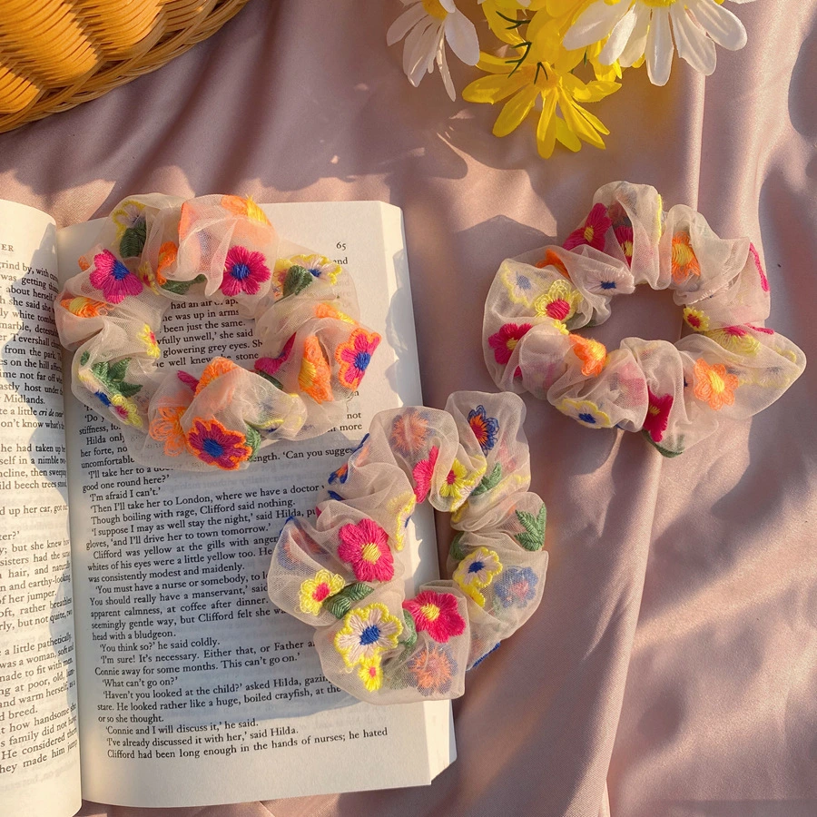 Embroidered flower mesh hair tie