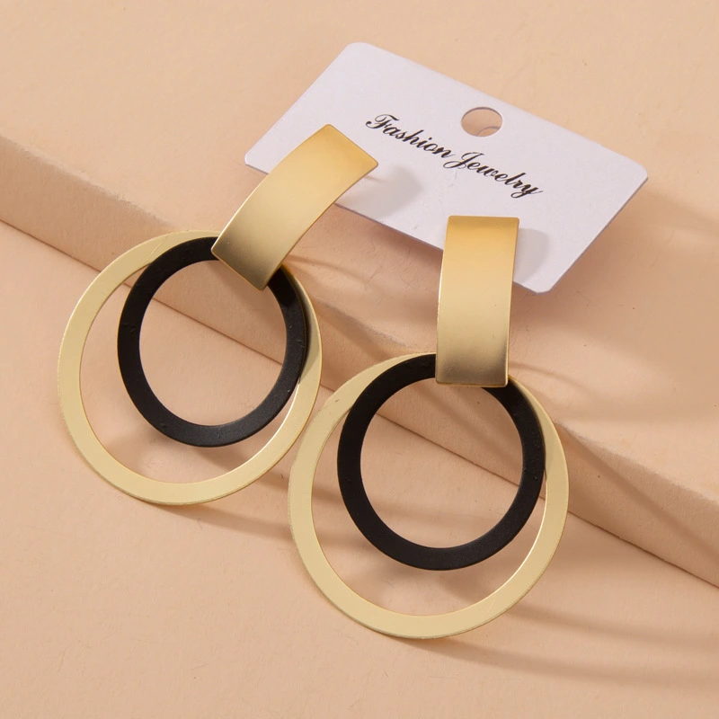 Golden circle vintage earrings