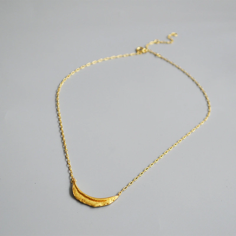 Tooth Moon Clavicle Chain