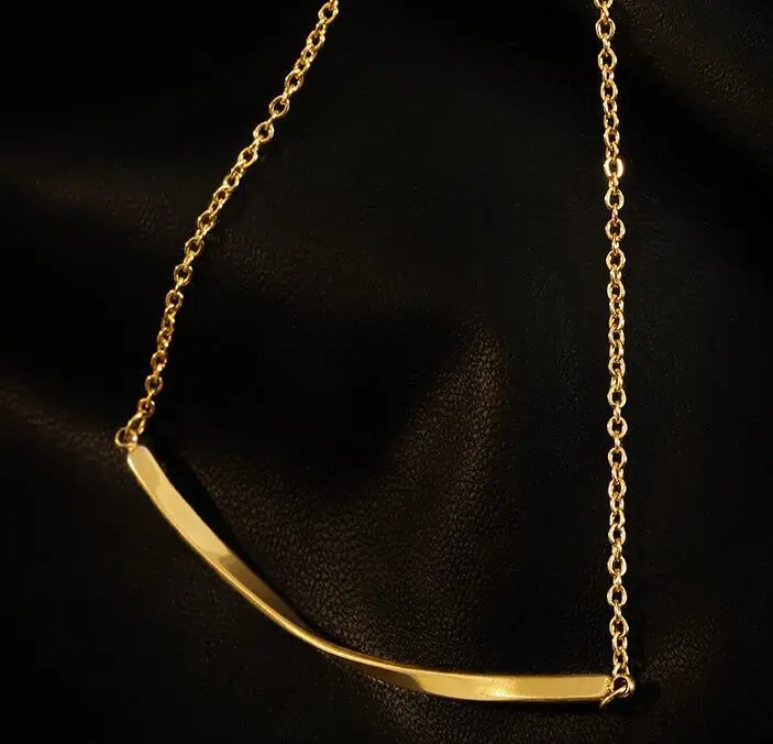 Curved Smiley Necklace