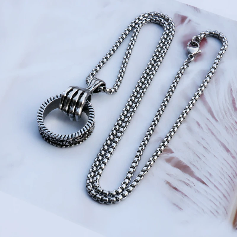 Skull Clutch Ring Titanium Steel Necklace