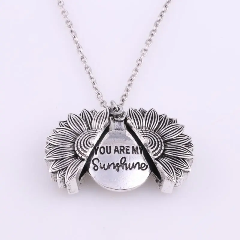 Sunflower Double Lettering Alloy Flower Short Clavicle Chain