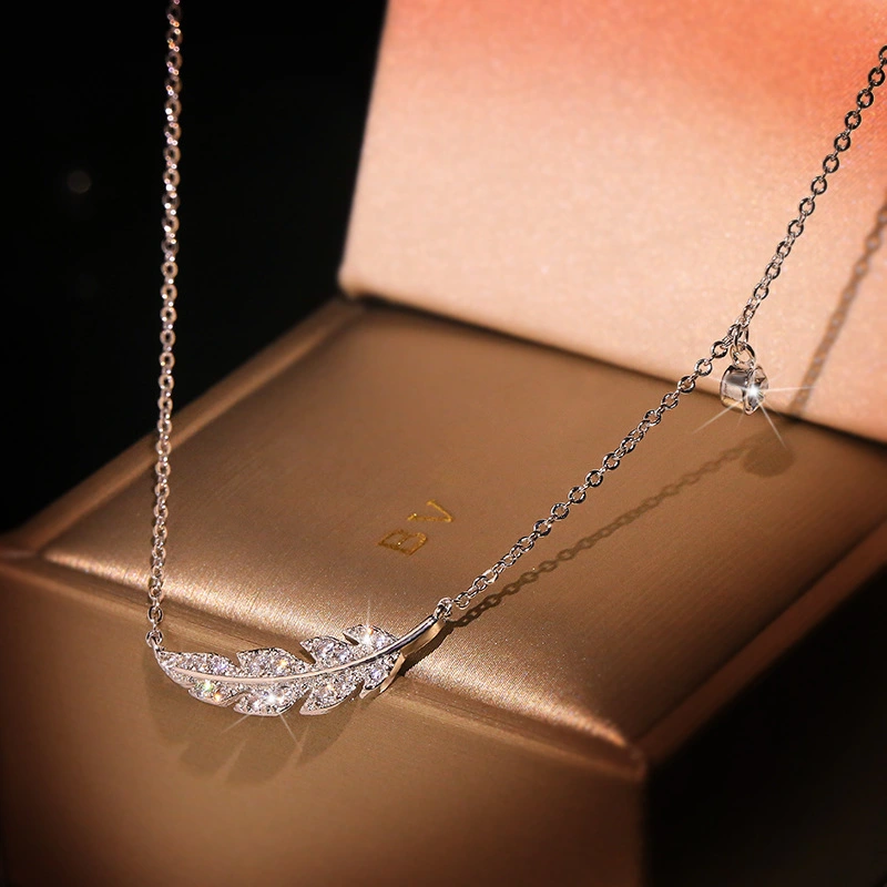 Copper Inlaid Zircon Pendant Feather Leaf Clavicle Chain