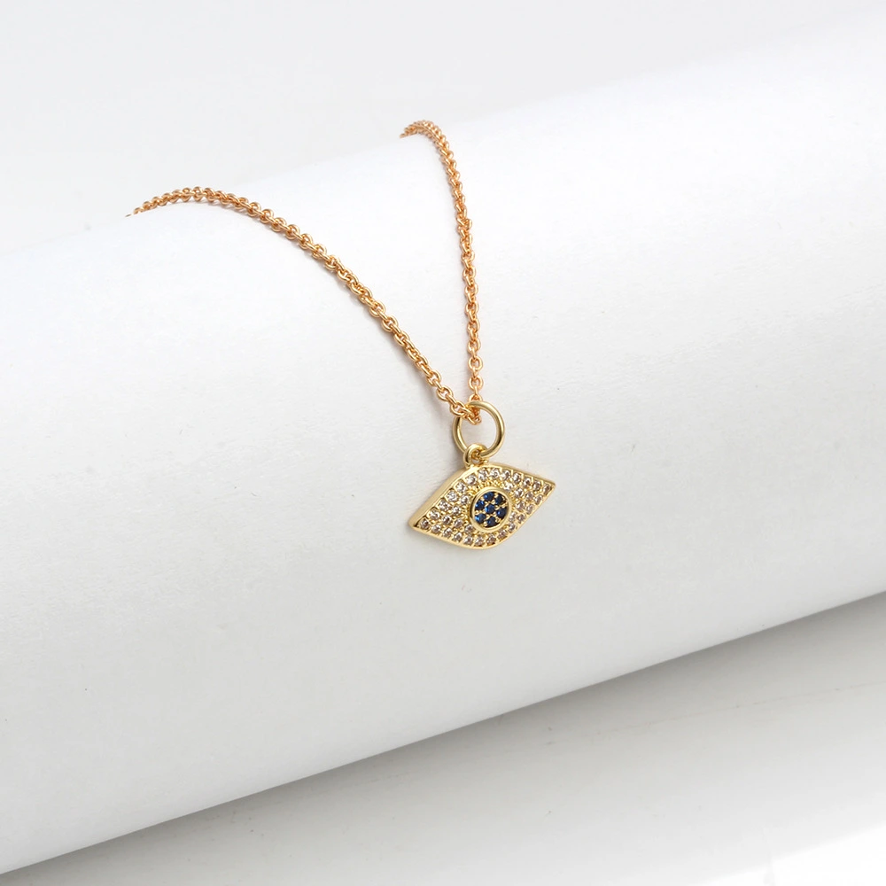 Simple Zircon Micro Inlaid Eye Pendant Necklace