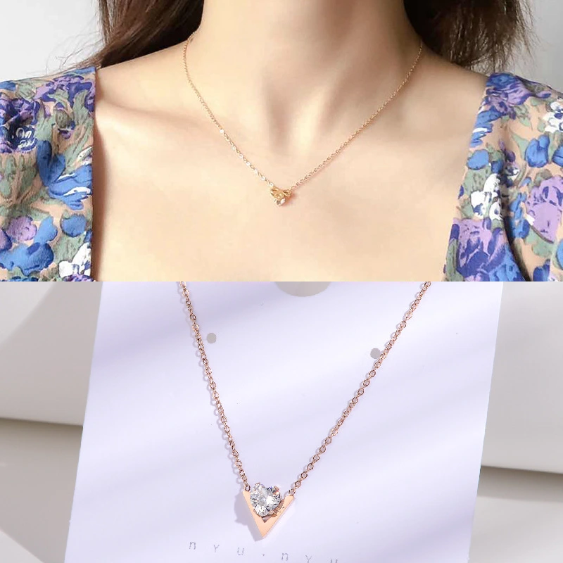 V-shaped Necklace with Diamond Does Not Fade the Clavicle Chain