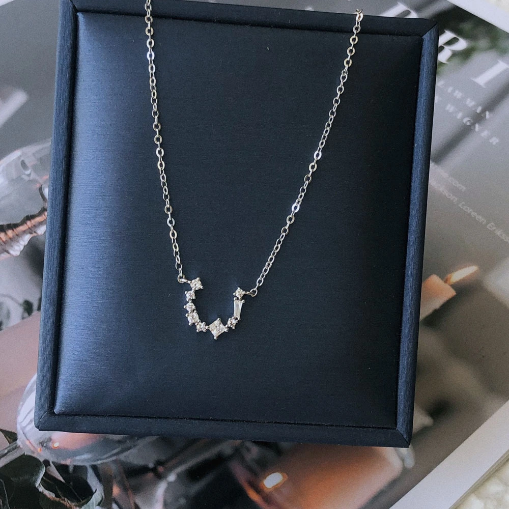 S925 Sterling Silver Ins Small Horseshoe Necklace Female Tide Korean Version Of The Clavicle Net Red Simple Cold Wind Personality Temperament Necklace