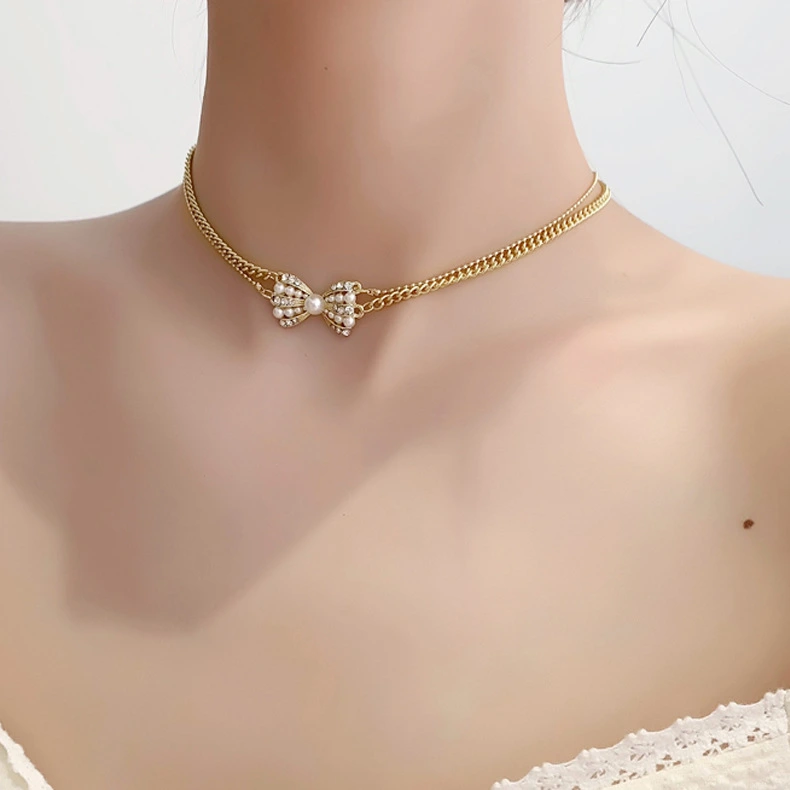 Double-layer Pearl Glittering Diamond Bow Necklace Women