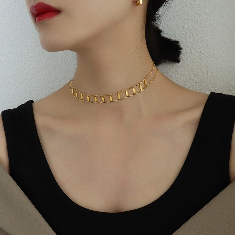 Heavy Industry Irregular Sequined Clavicle Necklace